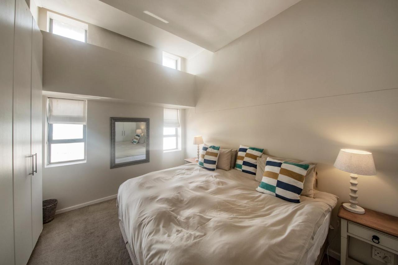 Surferscorner Self Catering Apartments Muizenberg Zewnętrze zdjęcie