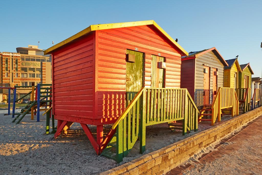 Surferscorner Self Catering Apartments Muizenberg Zewnętrze zdjęcie