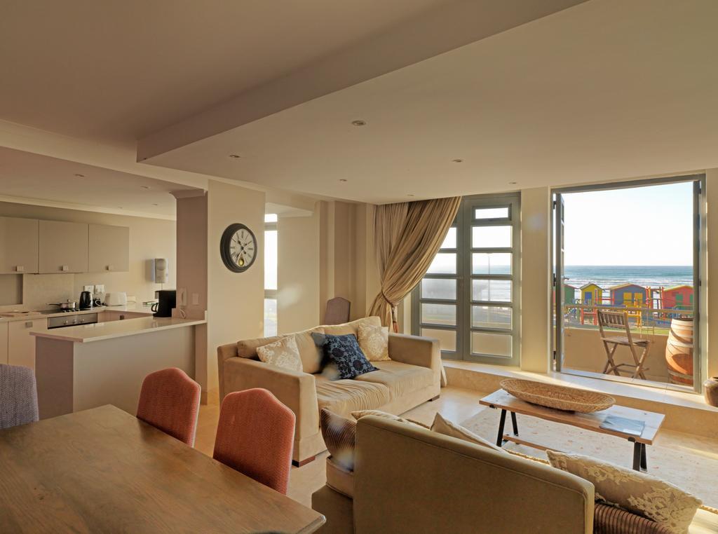 Surferscorner Self Catering Apartments Muizenberg Zewnętrze zdjęcie