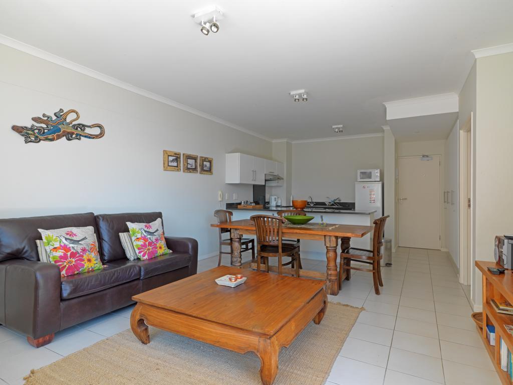 Surferscorner Self Catering Apartments Muizenberg Zewnętrze zdjęcie